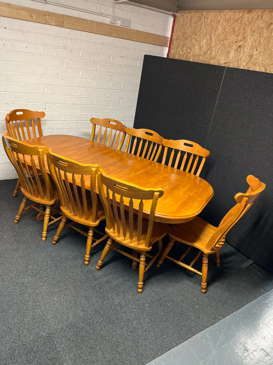 HOUSE FURNITURE: 8 PERSON DINING TABLE - Image 3