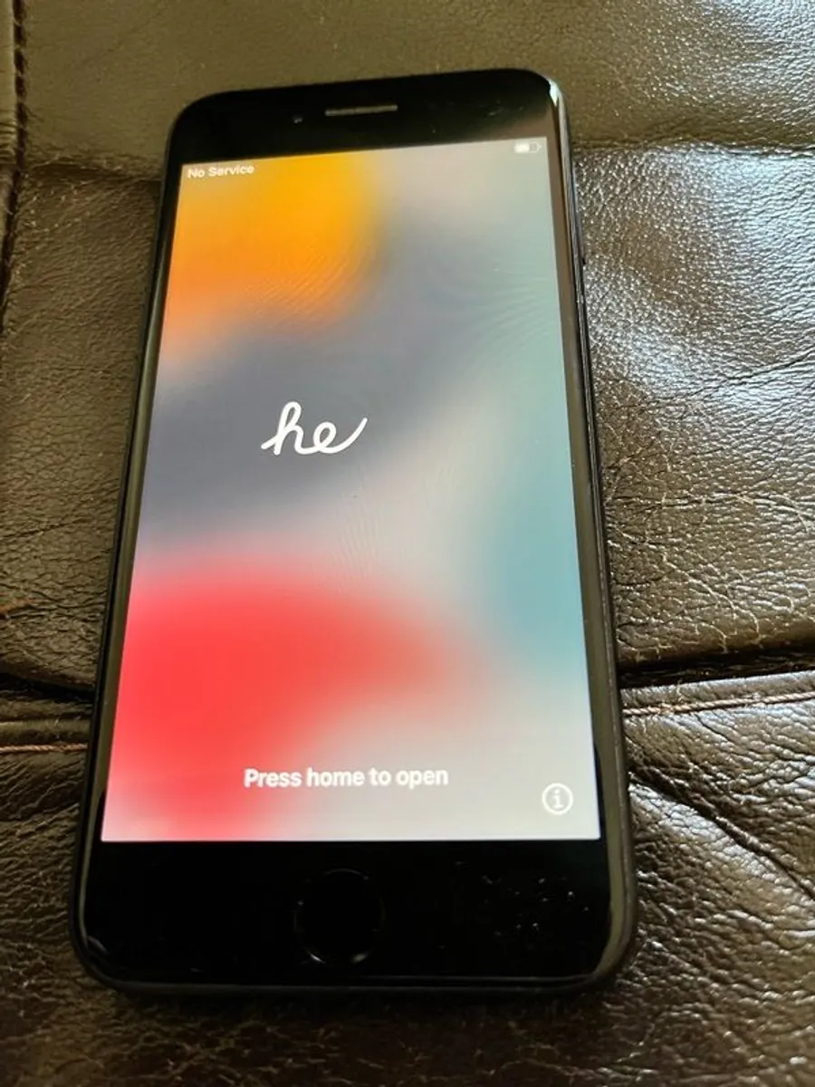 iphones - Image 1