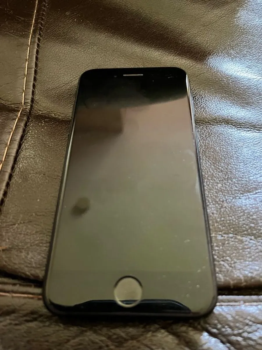 iphones - Image 4