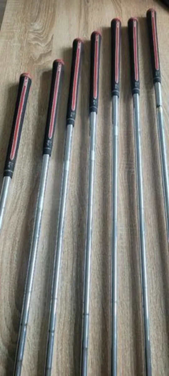Titleist 735 CM irons 4-P - Image 3