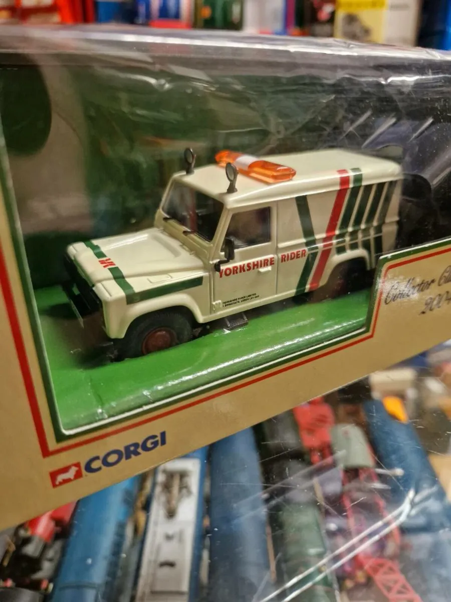 Corgi Landrover - Image 2