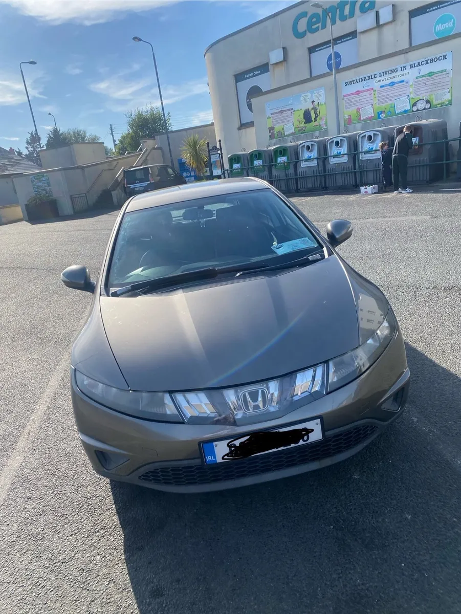 Honda Civic 2008 - Image 2