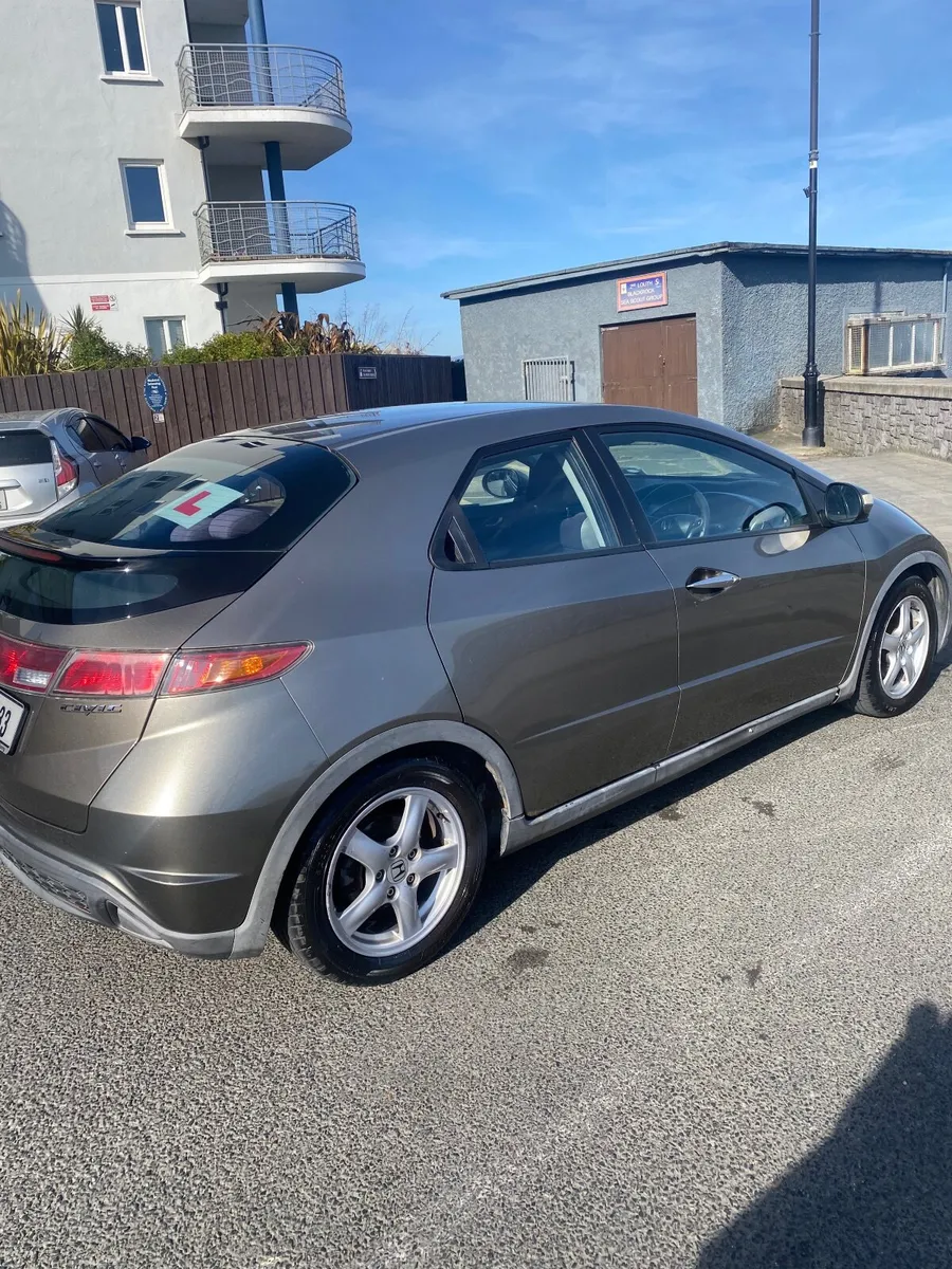 Honda Civic 2008 - Image 3