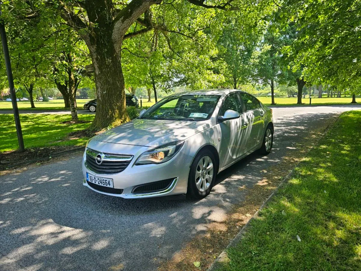 Opel insignia - Image 1