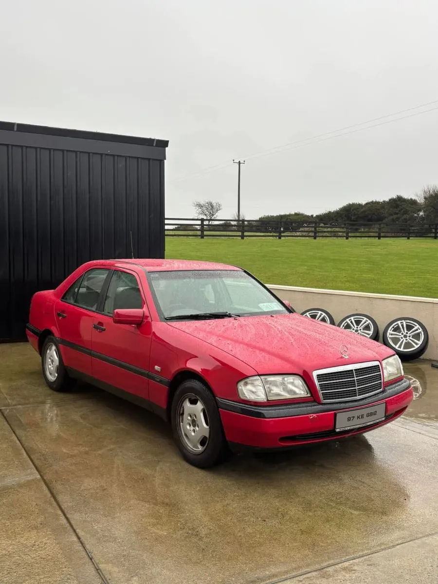 MERCEDES C180 MANUAL - Image 4