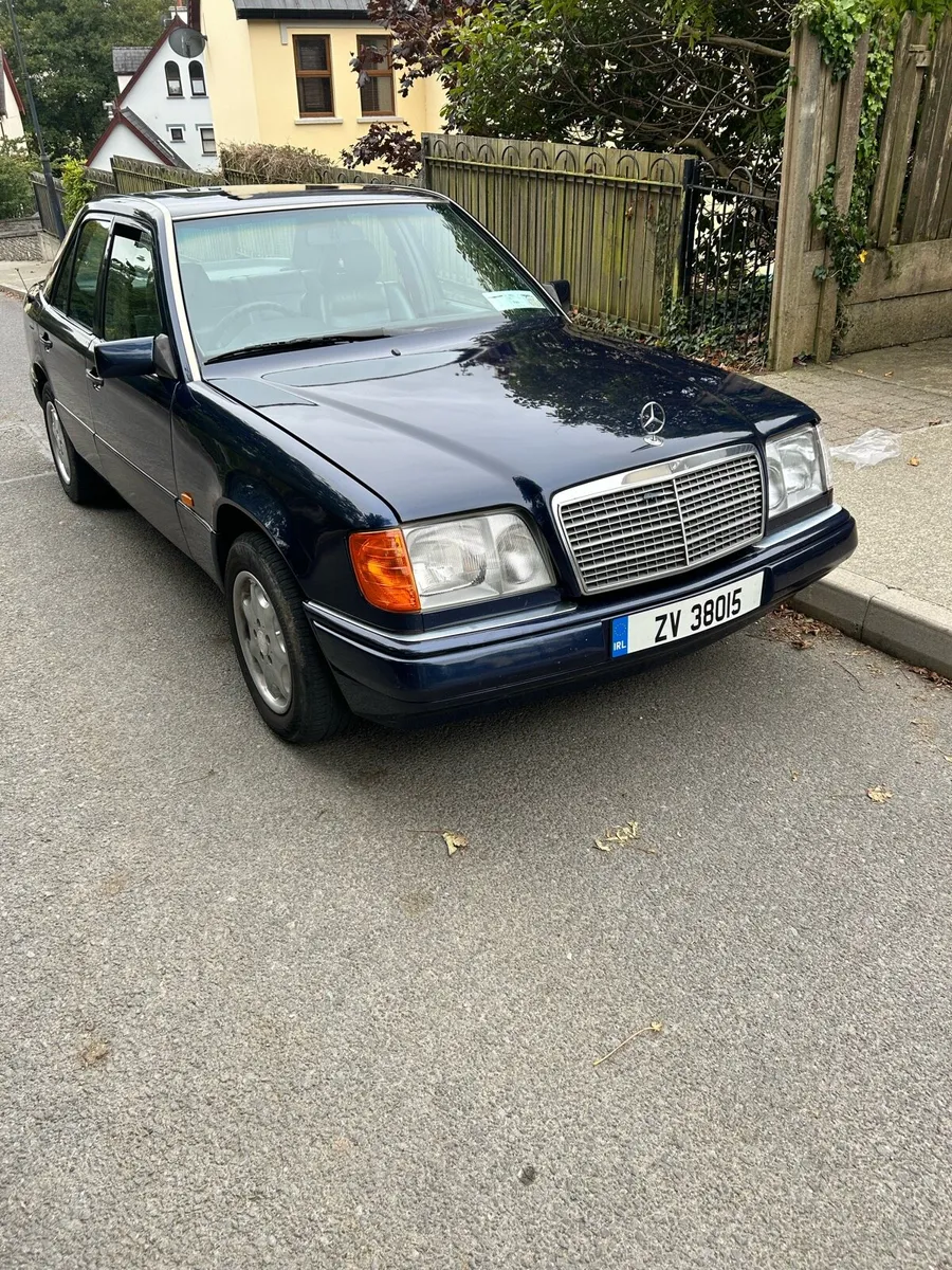 W124 - Image 1