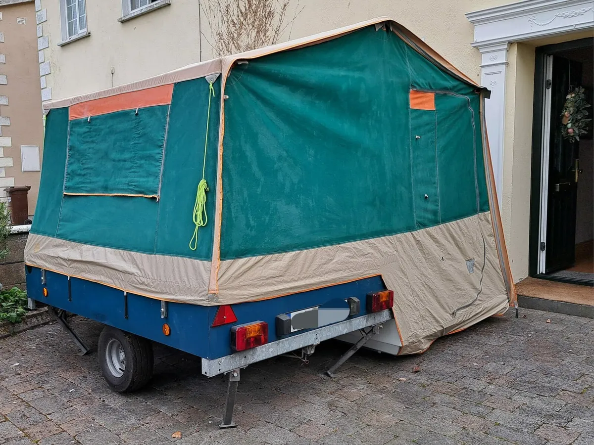 Trailer Tent - Image 1