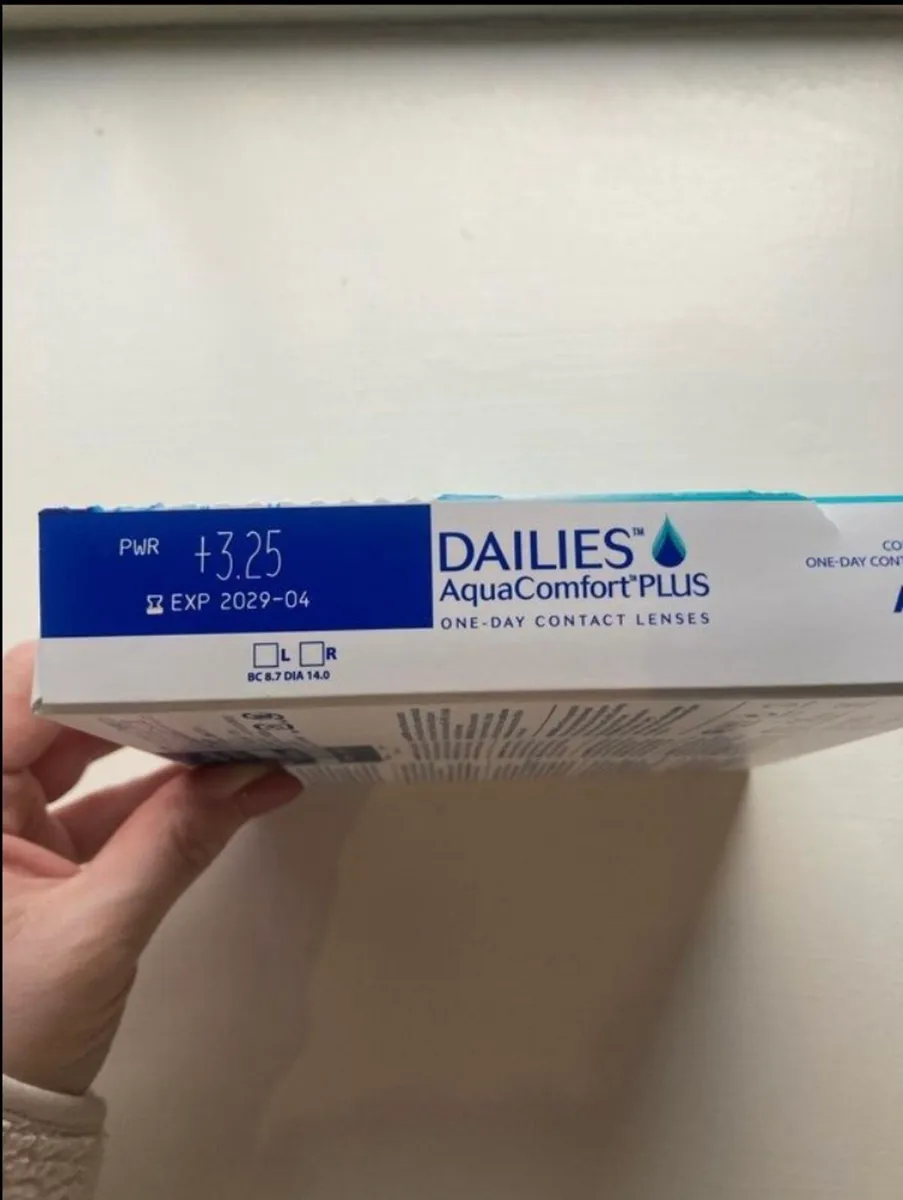 Dailies AquaComfort Plus Contact Lenses +3.25 - Image 2