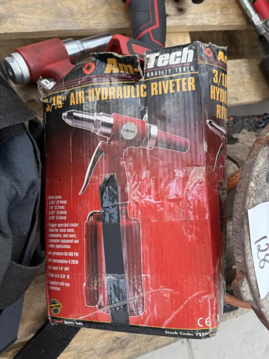Selection Cordless Hand Tools **Online Auction** - Image 3