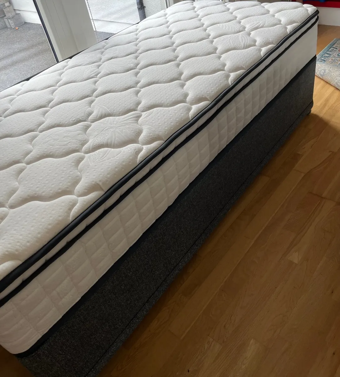 Single bed - Image 4