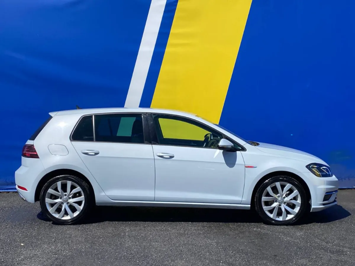 Volkswagen Golf HIGHLINE 1.4 TSI AUTO // DIGITAL C - Image 2