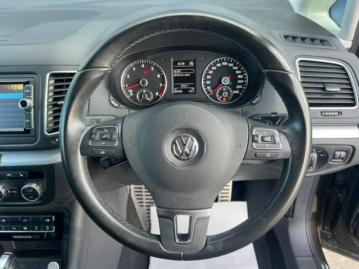 Volkswagen Sharan HIGHLINE 1.4 TSI 7-SEATER AUTO / - Image 4
