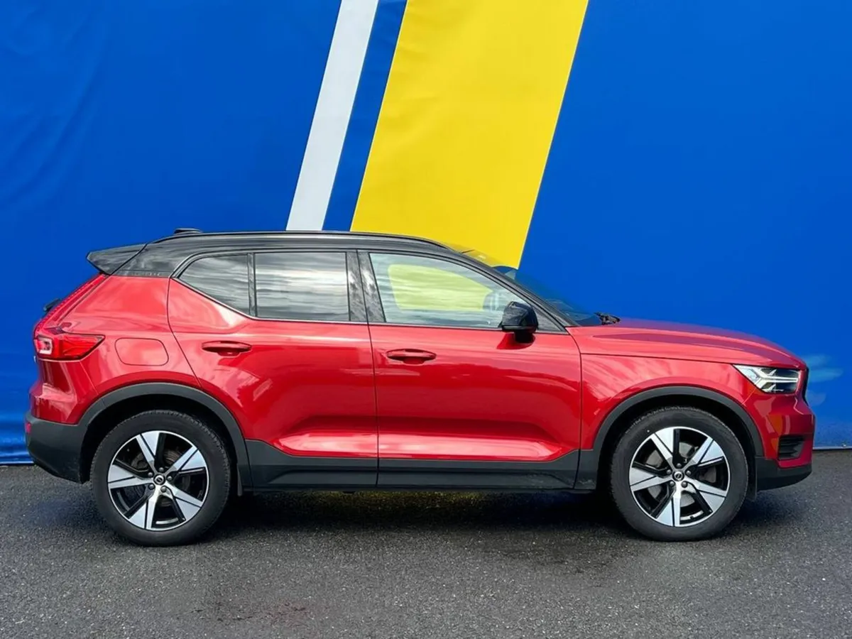 Volvo XC40 R-DESIGN T4 1.5 PLUG-IN HYBRID AUTO // - Image 2