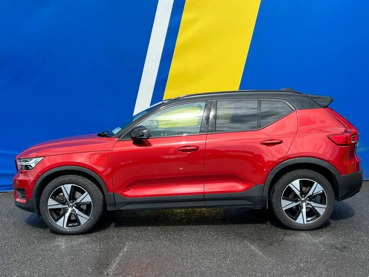 Volvo XC40 R-DESIGN T4 1.5 PLUG-IN HYBRID AUTO // - Image 3