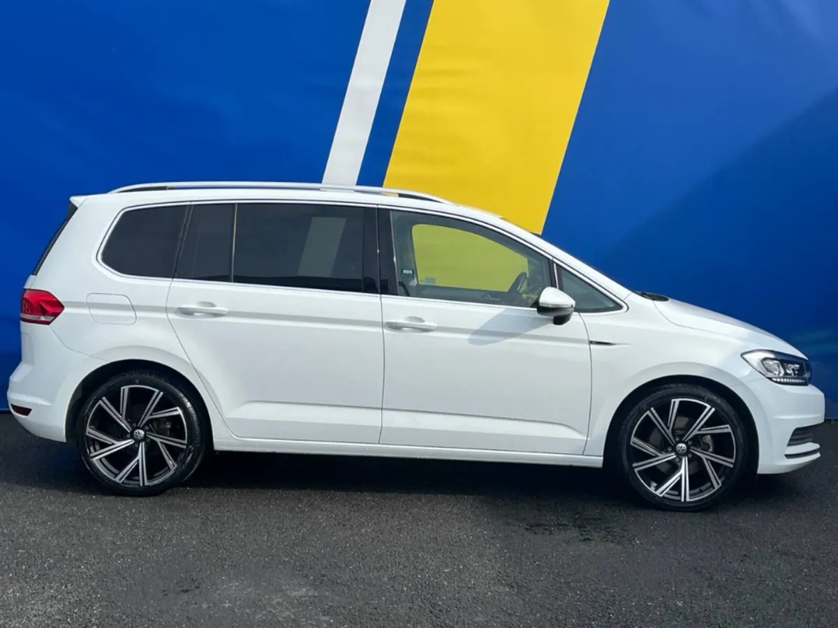 Volkswagen Touran R-LINE PACK 7 SEATER 1.4 TSI AUT - Image 2
