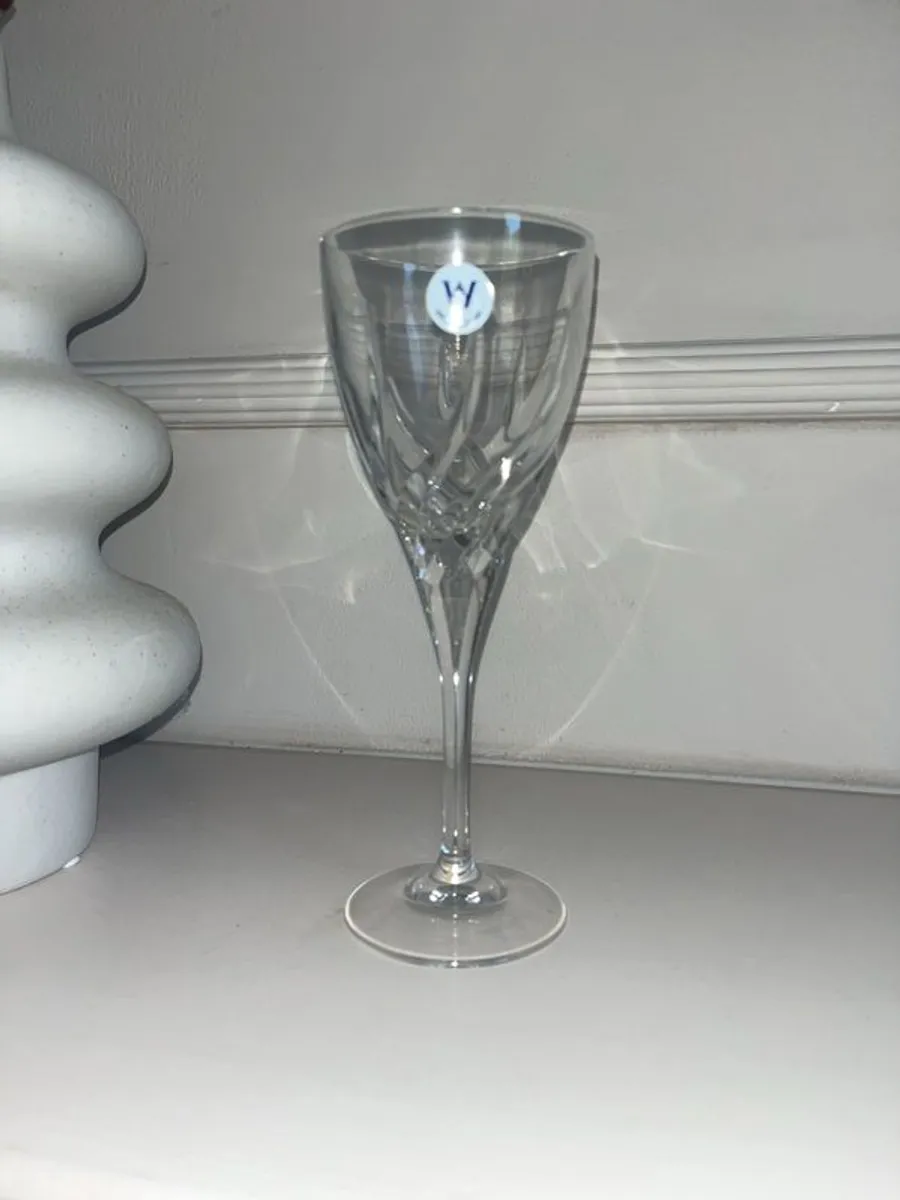 Wedgewood crystal red wine glasses - Image 2