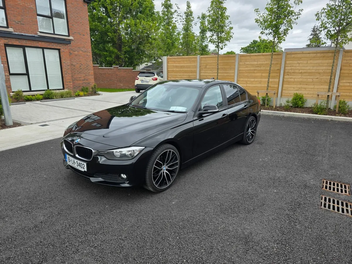 BMW 3-Series 2015 - Image 1