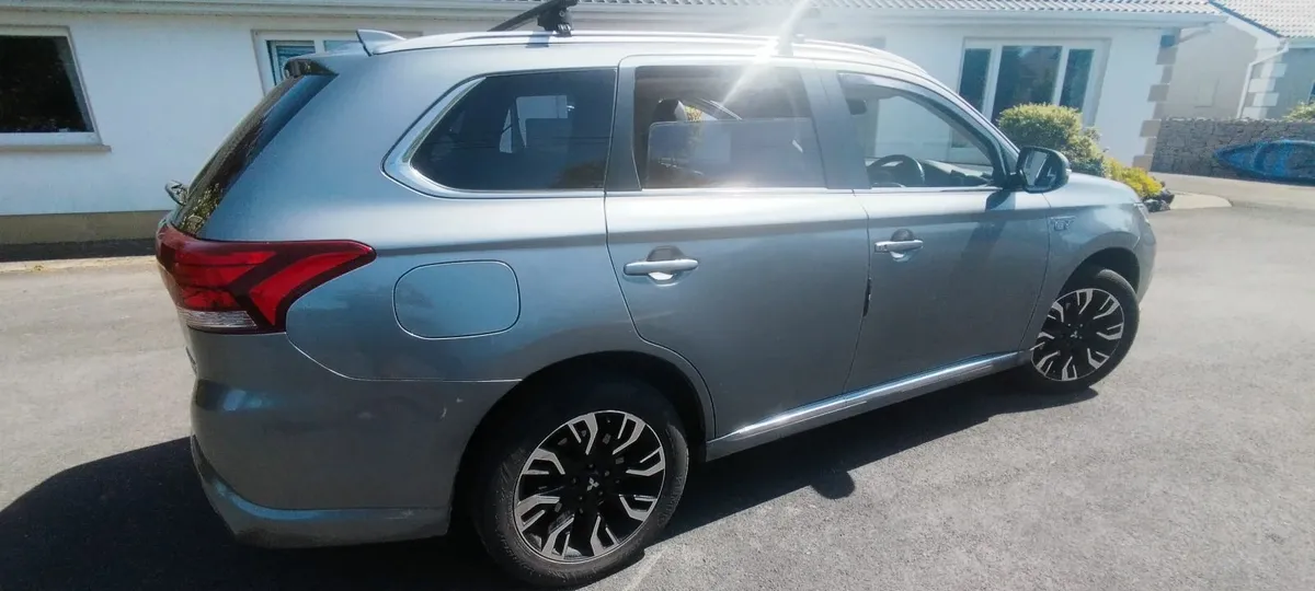 Mitsubishi Outlander 2016 - Image 4