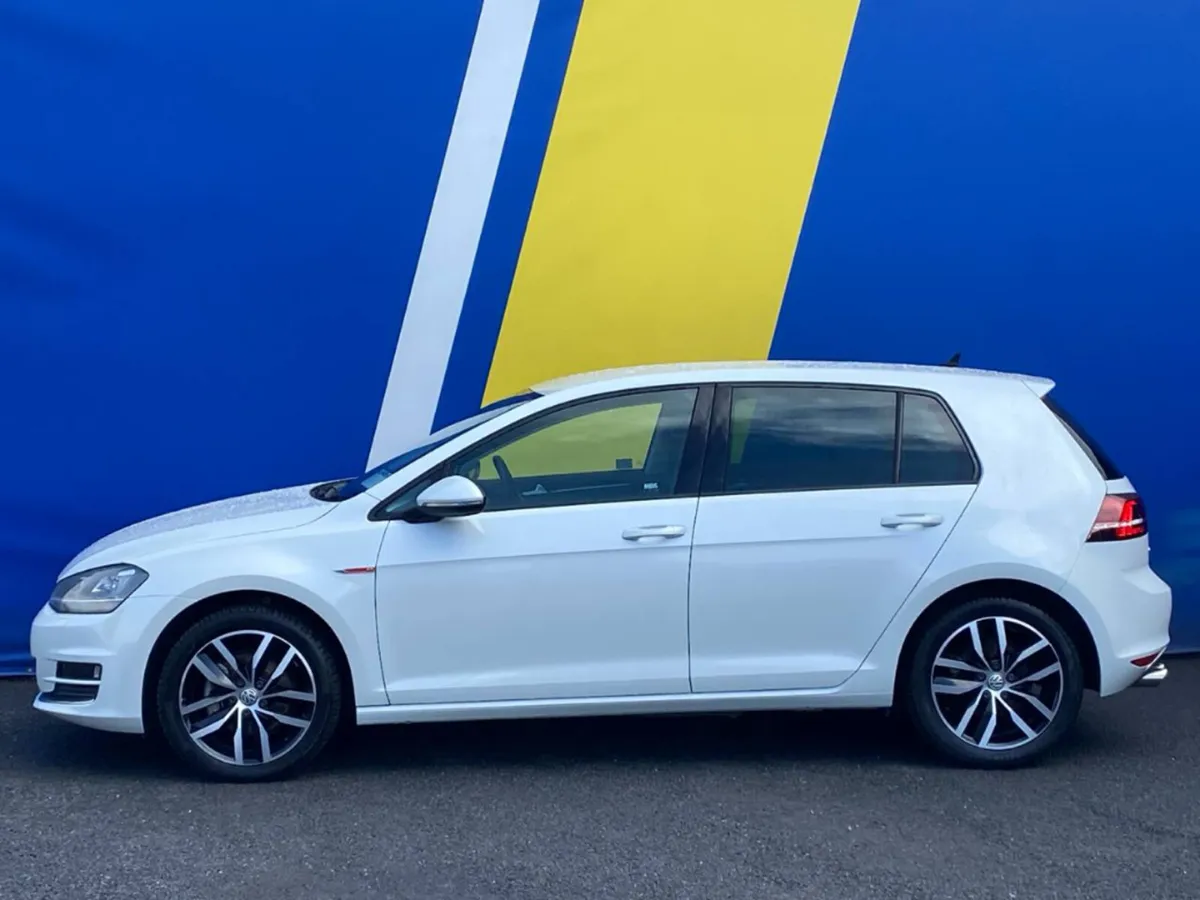 Volkswagen Golf HIGHLINE 1.4 TSI AUTO // ADAPTIVE - Image 3