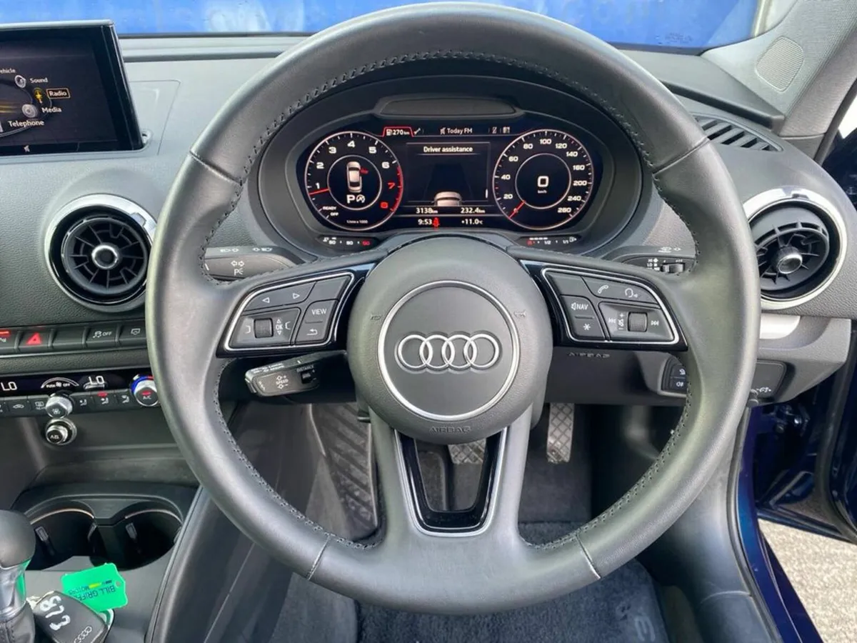 Audi A3 1.4 TFSI SALOON AUTO // 2 STAMP SERVICE HI - Image 4