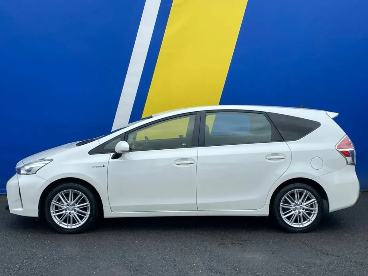 Toyota Prius 1.8 HYBRID AUTO // NEW NCT // DIGITAL - Image 3