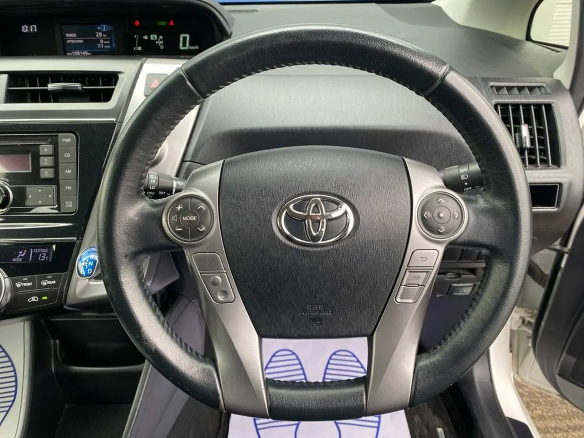 Toyota Prius 1.8 HYBRID AUTO // NEW NCT // DIGITAL - Image 4