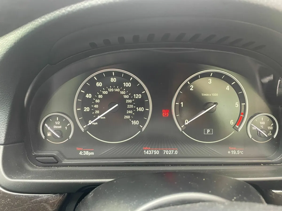 BMW 5 Series F10 518d SE Saloon 2014 - Image 2