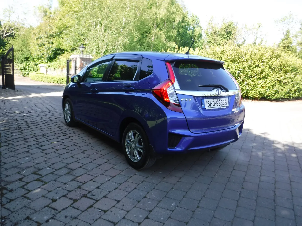 Honda Fit 1.5 AUTO HYBRID L-SPEC ANDROID+CARPLAY - Image 4