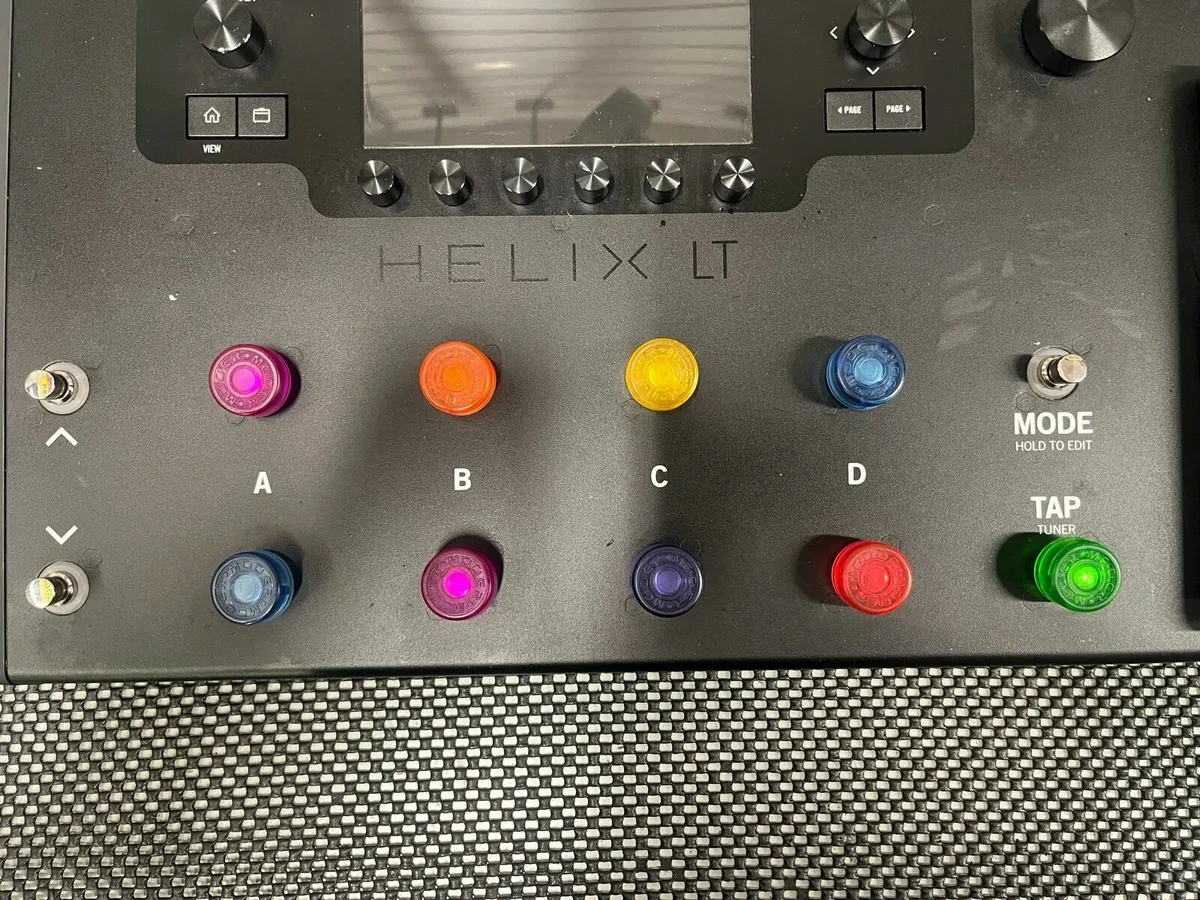 Line 6 Helix LT Guitar Processor - Image 3