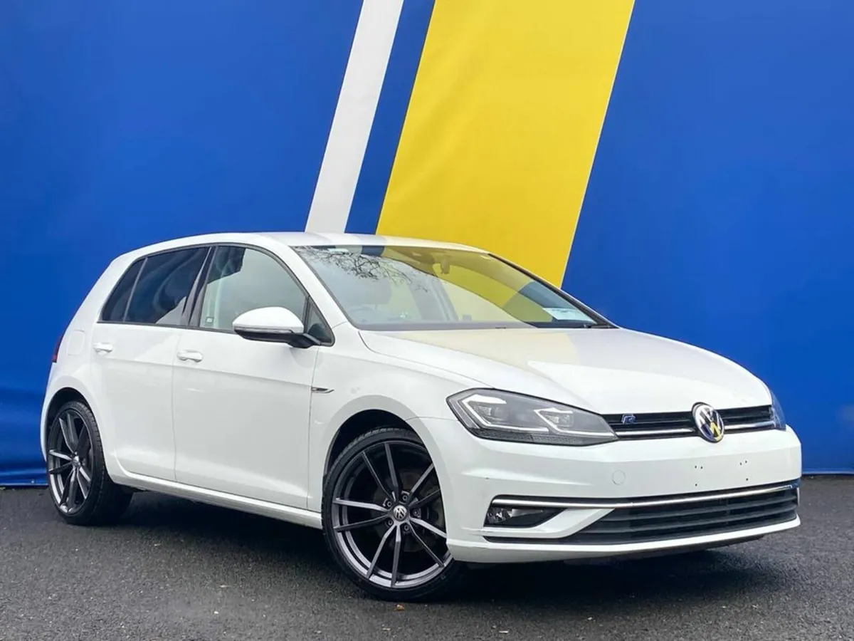 Volkswagen Golf HIGHLINE R-LINE PACK 1.4 TSI AUTO - Image 1