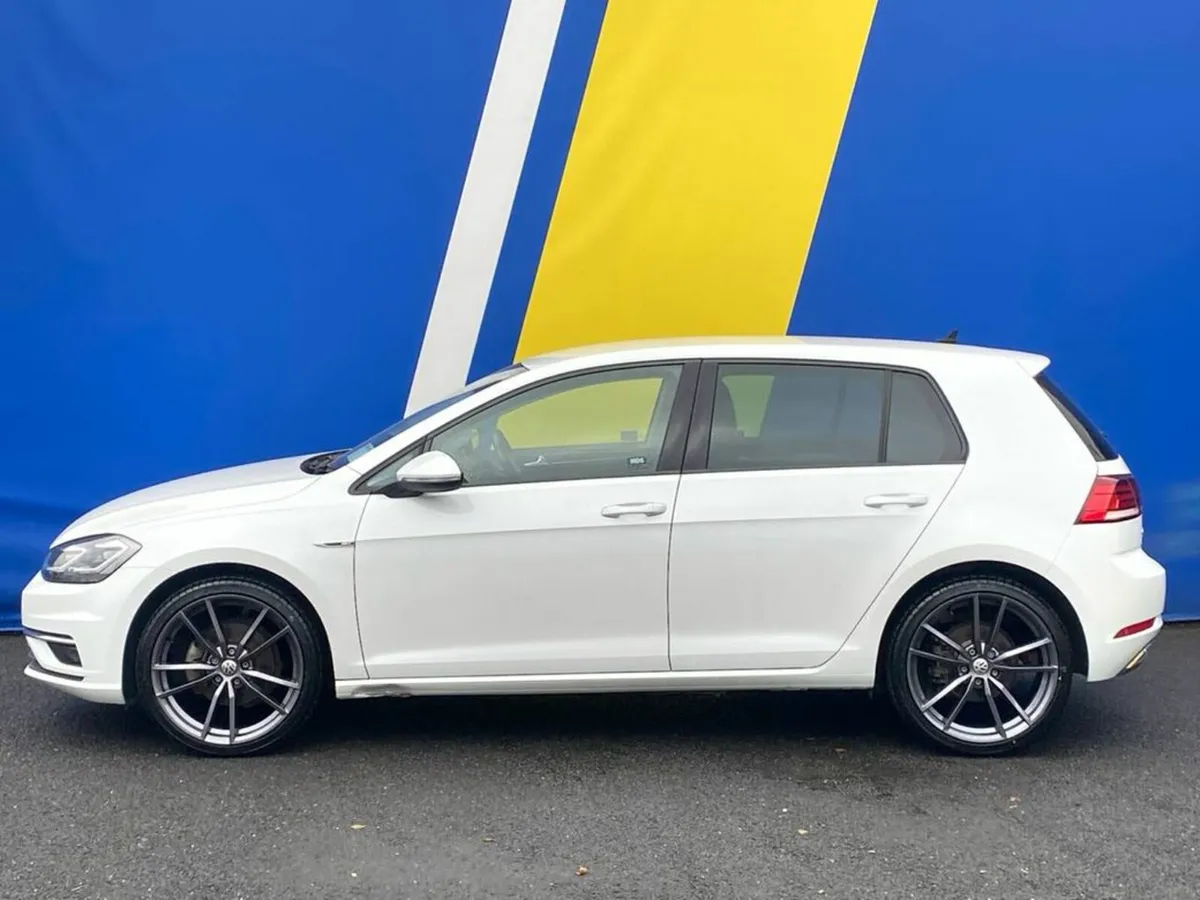 Volkswagen Golf HIGHLINE R-LINE PACK 1.4 TSI AUTO - Image 3