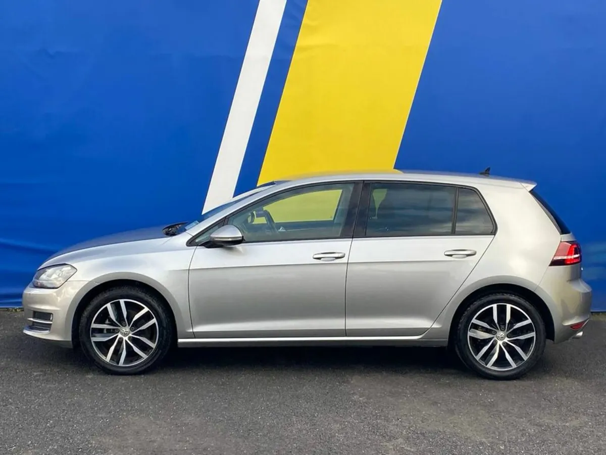 Volkswagen Golf 1.4 TSI HIGHLINE AUTO // NEW NCT / - Image 3