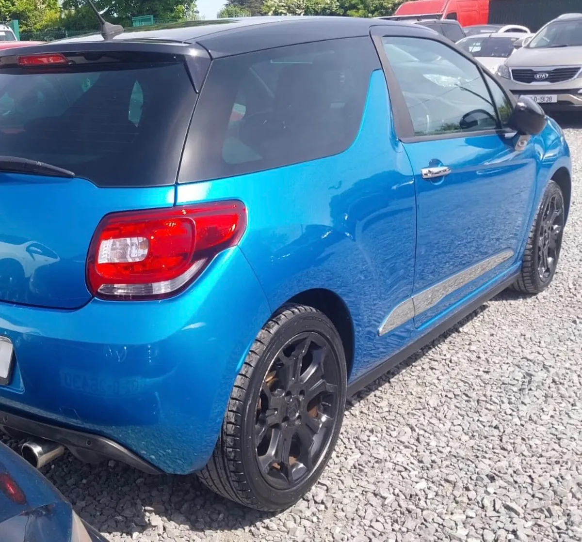 🔵 Citroen DS3  1.6 E-HDI DSTYLE PLUS 3DR - Image 3