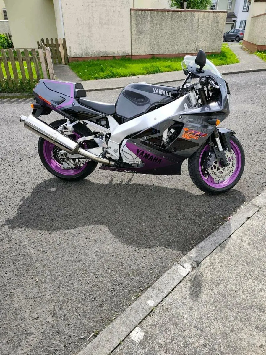 1993 YAMAHA YZF 750 R. SWAP CAR,VAN OR JEEP. - Image 1