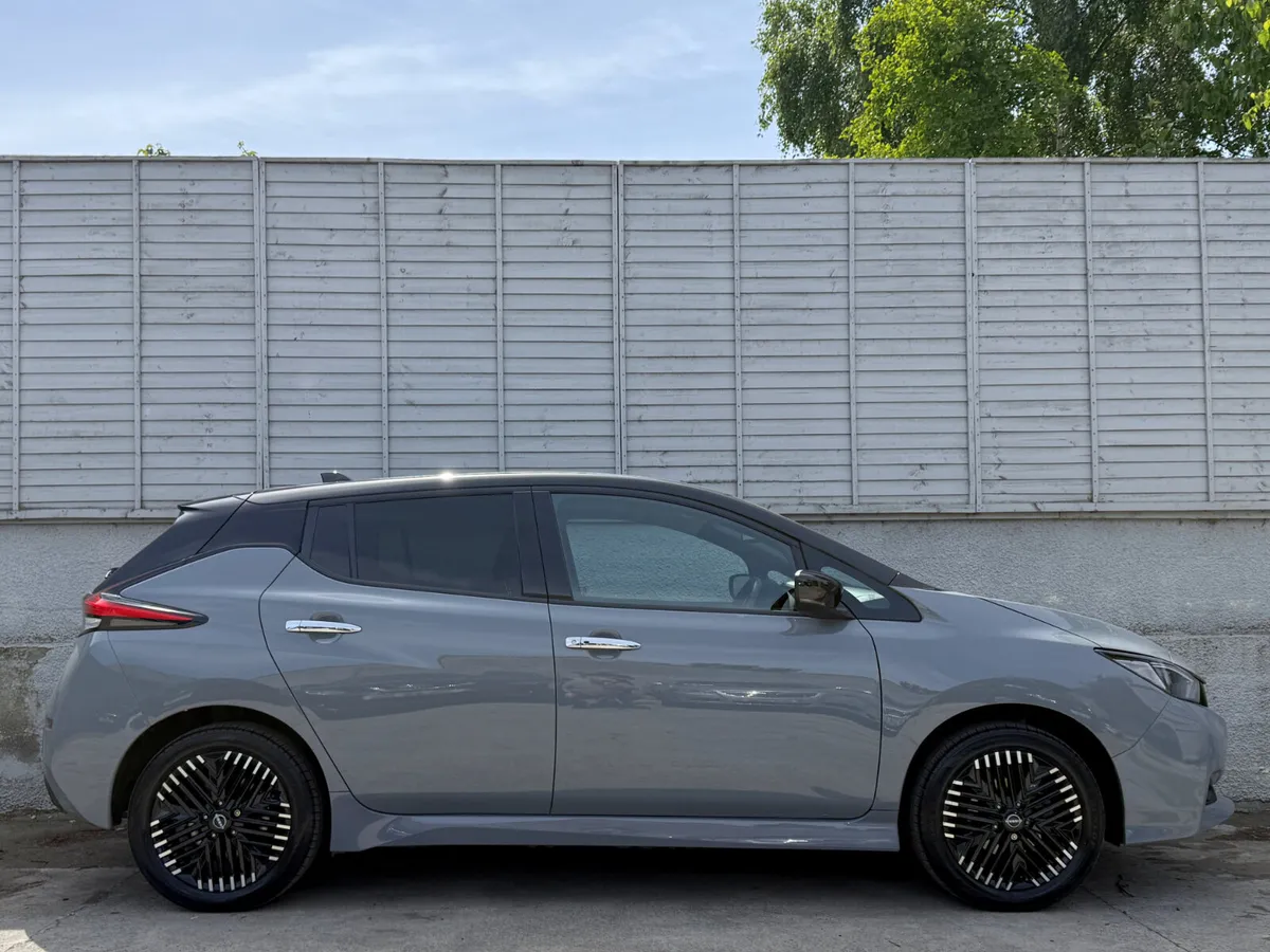 Nissan Leaf 2022 62 KWH E + TEKNA / BIG BATTERY - Image 4