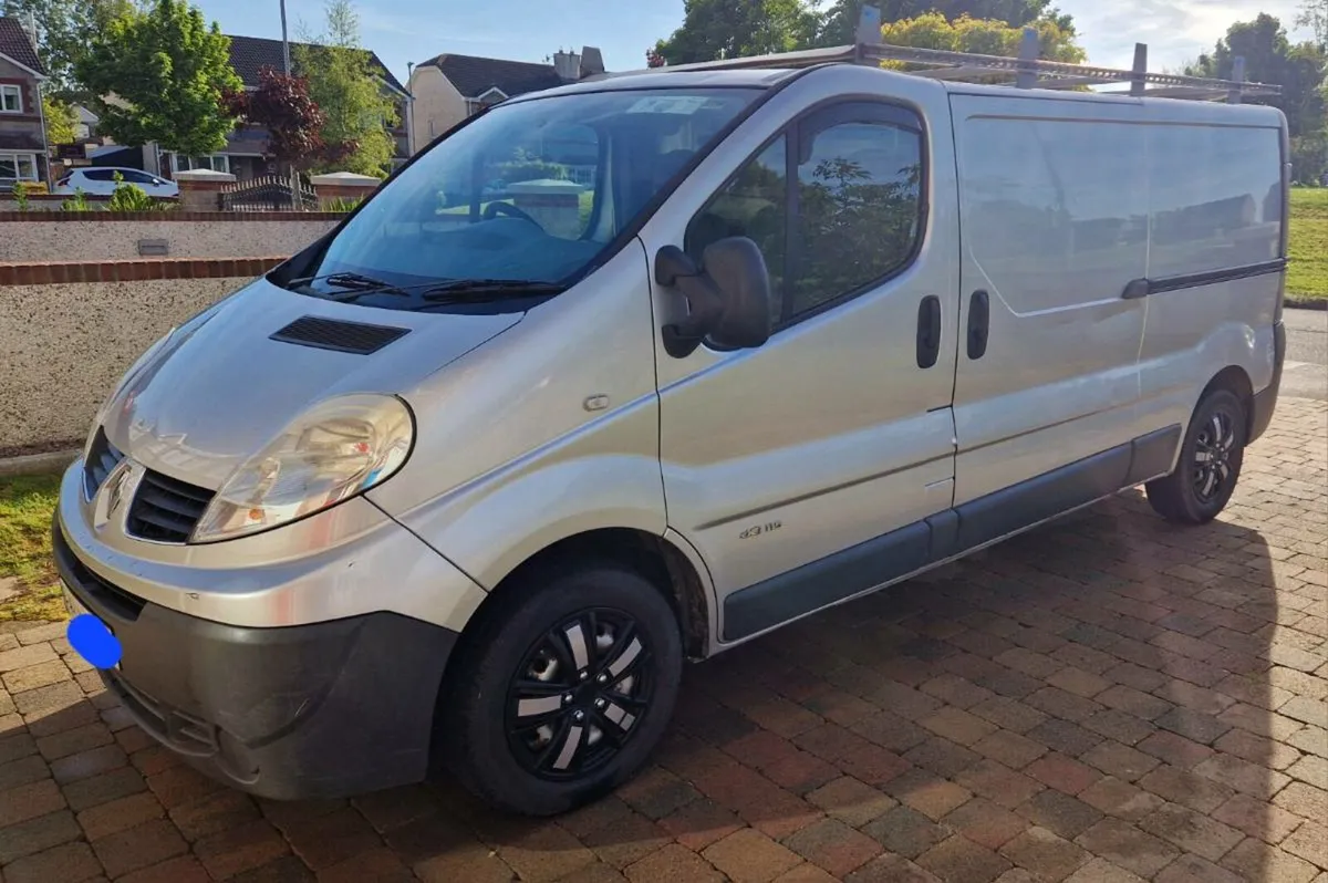 Renault Traffic 2011 - Image 1