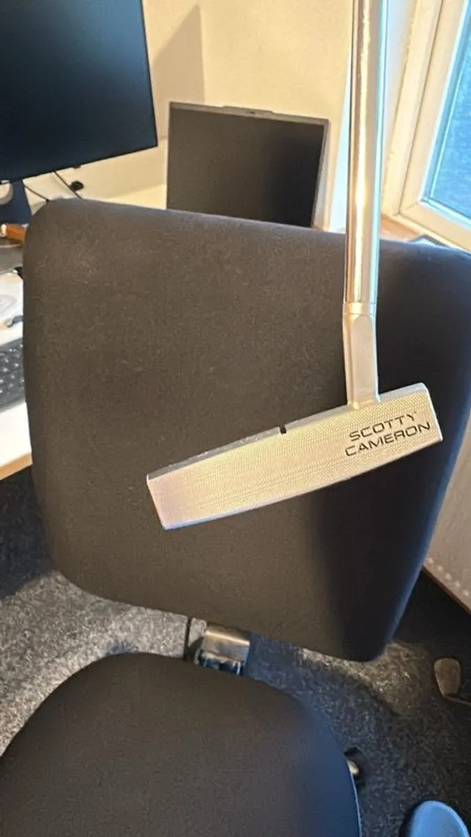 Scotty Cameron Phantom 5.5 34" - Image 2