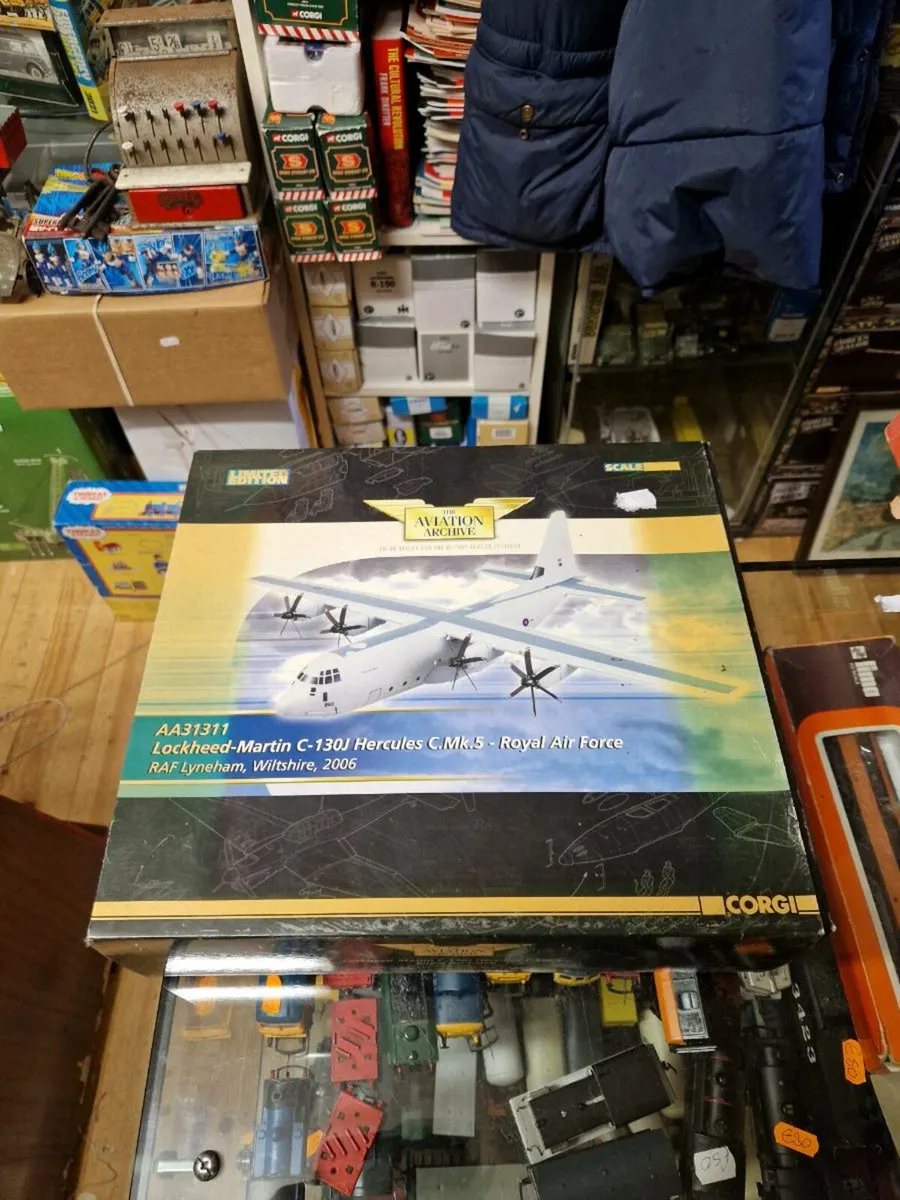 Corgi RAF Hercules 1:144 scale - Image 1