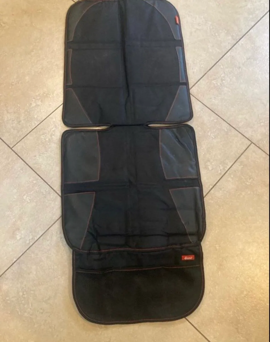 Diono car seat mat - Image 1