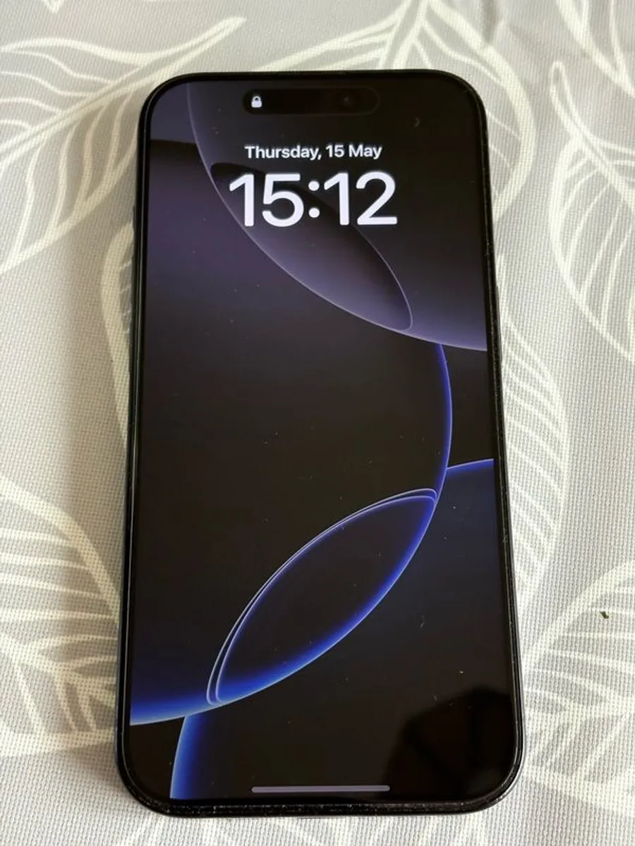 iPhone 15 Pro - Image 2
