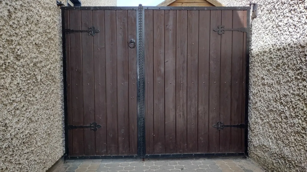 Quality Metal-Framed Wooden Double Side Gates - Image 1