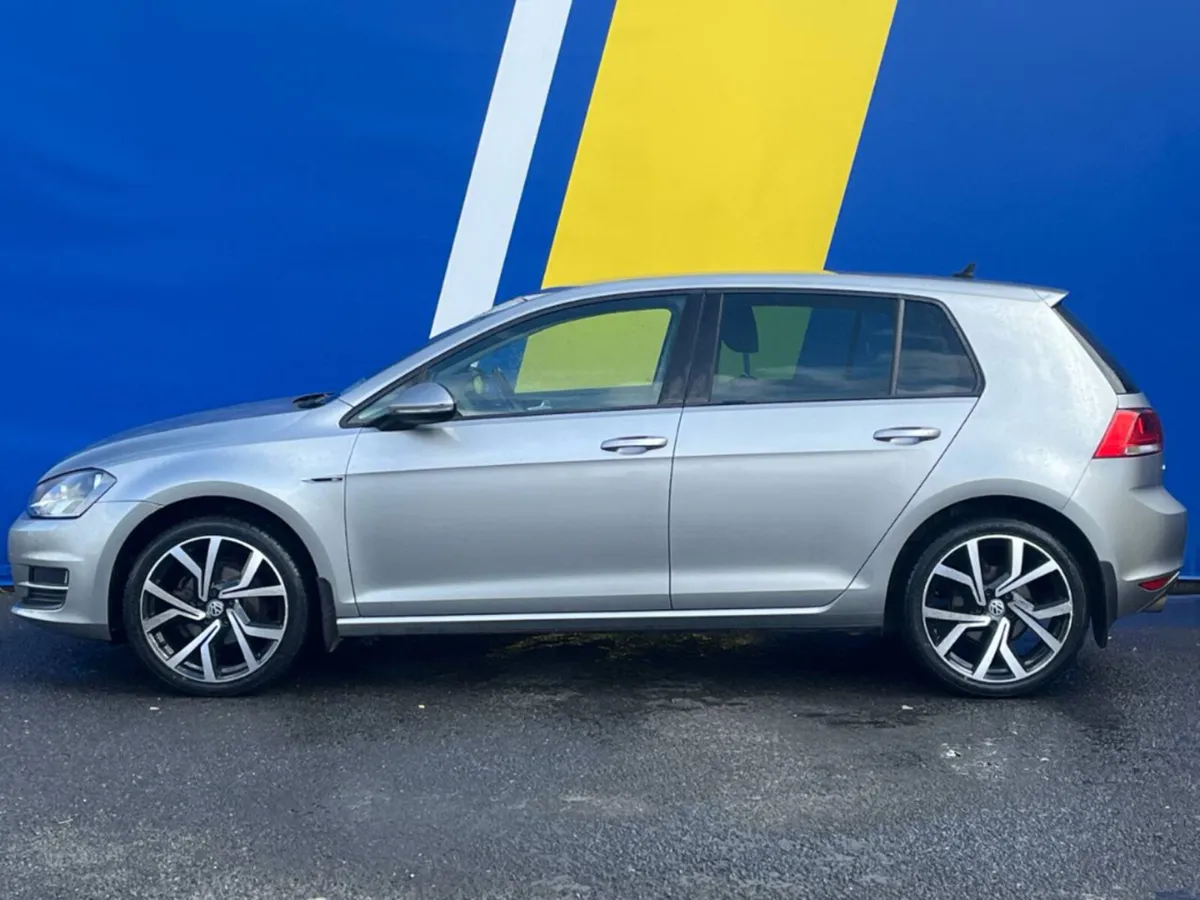 Volkswagen Golf 1.2 TSI R-LINE PACK AUTO // TRENDL - Image 3