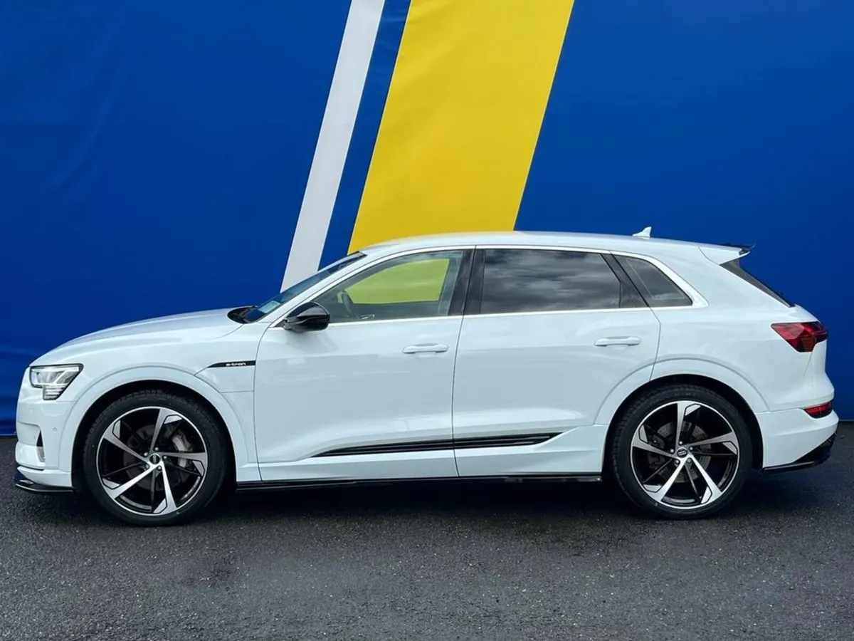Audi e-tron 55 QUATTRO // RS-PERFORMANCE PACK // A - Image 3