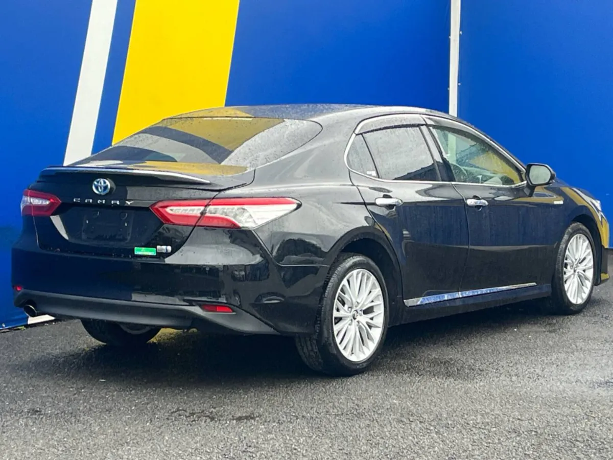 Toyota Camry G-LEATHER 2.5 HYBRID AUTO // LEATHER - Image 4