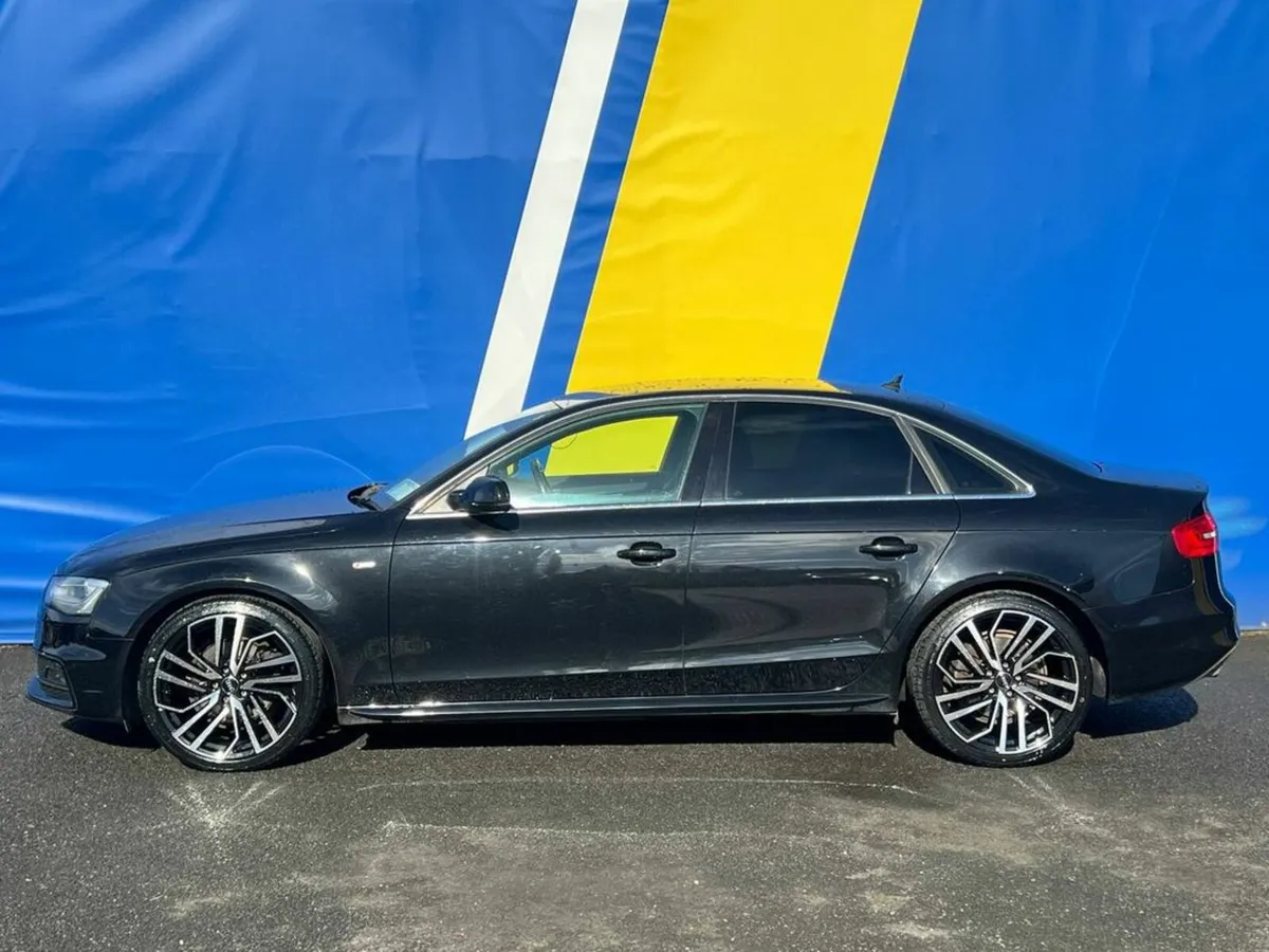 Audi A4 S-LINE 2.0 TFSI AUTO // NEW 19" S-LINE ALL - Image 3