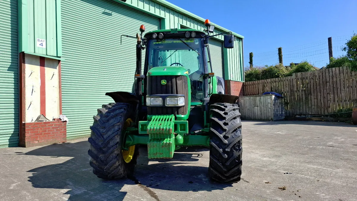 2006 John Deere 6920S - Image 2