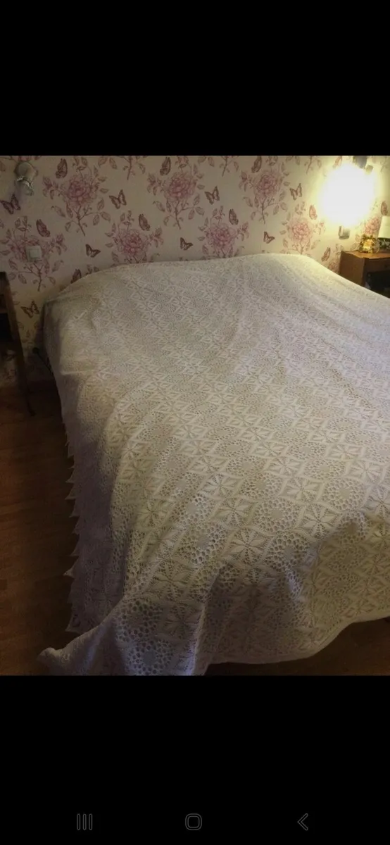 Lace white cover for double bed postage possible