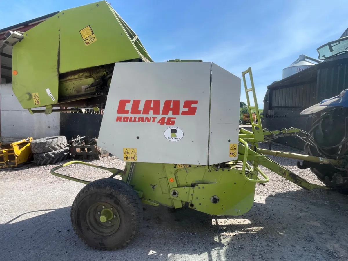 Claas Rollant 46 round baler - Image 1