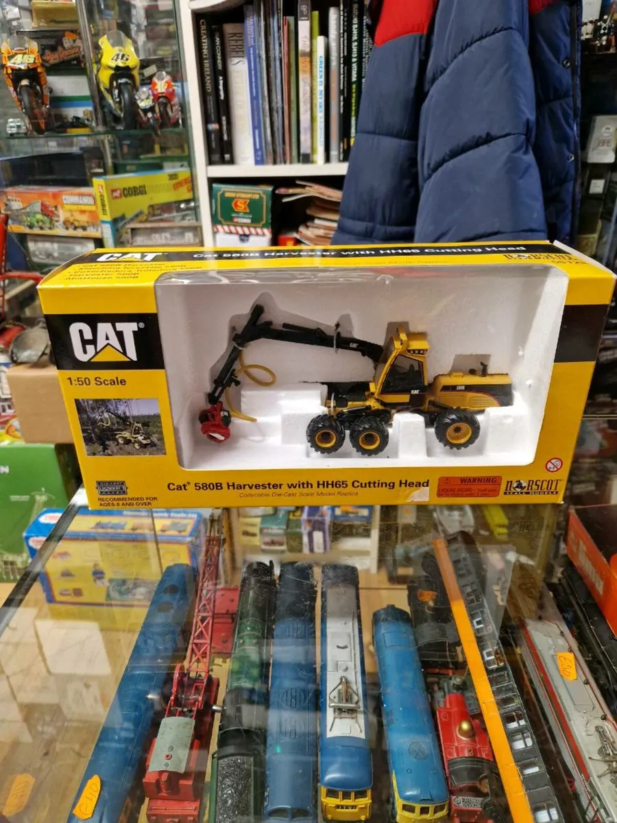 Corgi Norscot Caterpillar Tree Harvester 1.50 - Image 1