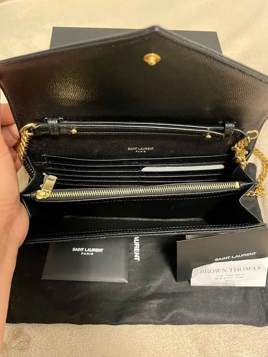 Ysl bag in gold  hardware. - Image 2